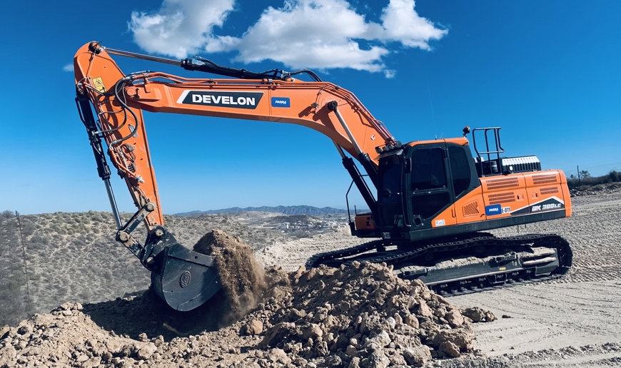 New DEVELON Excavator Working on Murcia-Almería High Speed Rail
